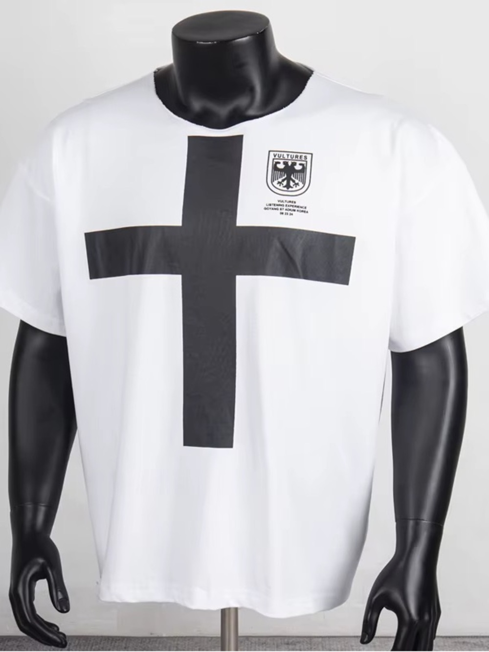 Vultures 2 Korea Merch T-Shirts 1 White Black Exclusive 2024 DropItem Men’s L